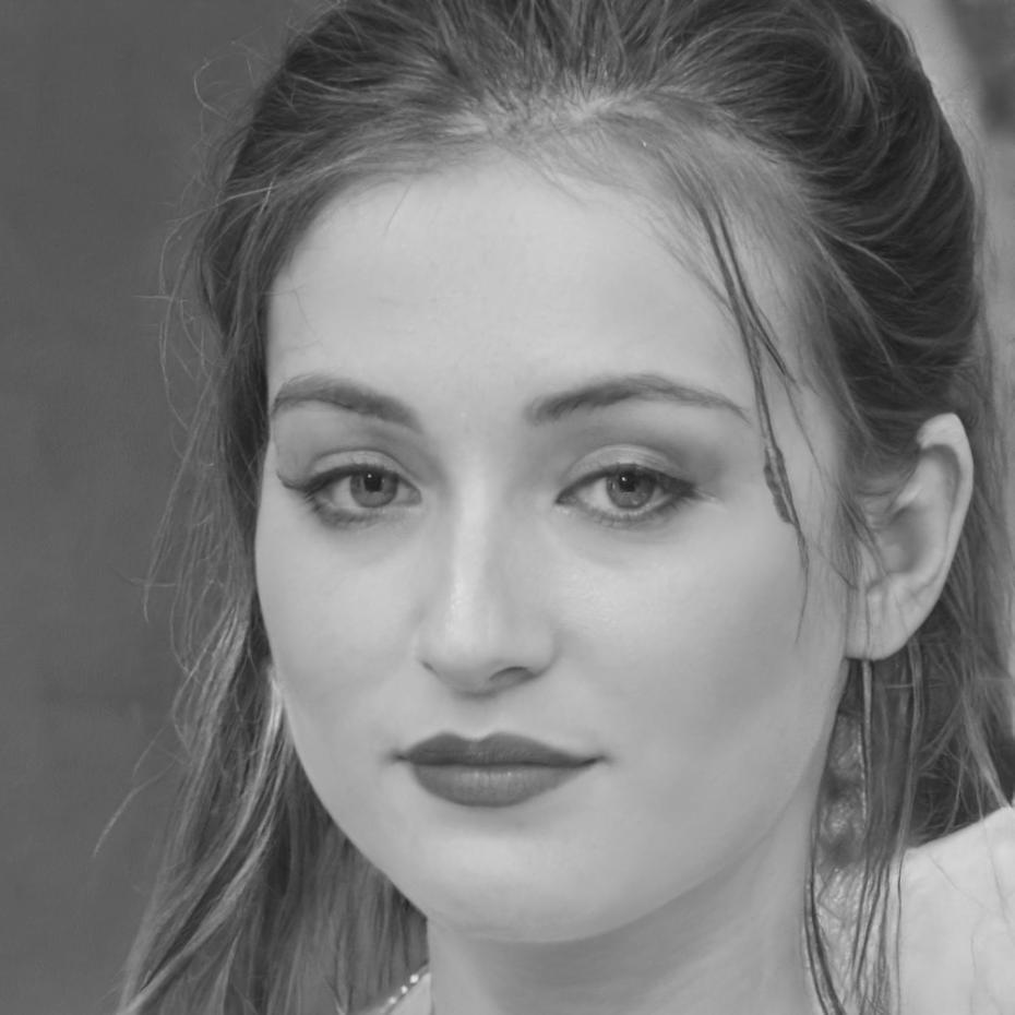Ritratto professionale di Alessandra Bevilacqua