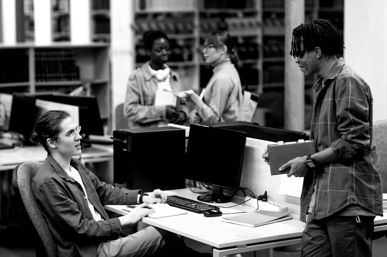Ambiente di lavoro professionale per strategie di marketing